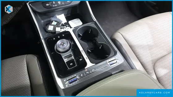 KIA CARNIVAL HEV 9SEATER SIGNATURE