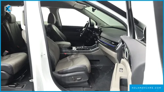 KIA CARNIVAL HEV 9SEATER SIGNATURE