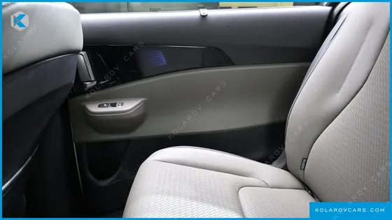 KIA CARNIVAL HEV 9SEATER SIGNATURE
