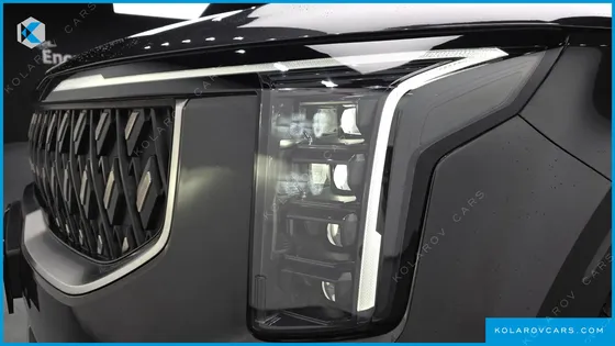 KIA CARNIVAL DIESEL 9-SEATER NOBLESSE