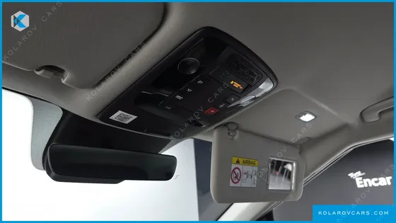 KIA CARNIVAL DIESEL 9-SEATER NOBLESSE