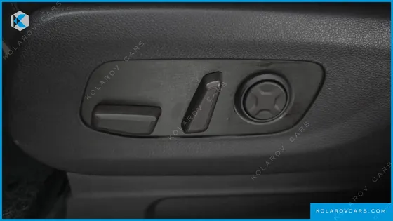 KIA CARNIVAL DIESEL 9-SEATER NOBLESSE