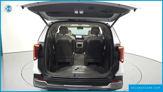 KIA CARNIVAL HEV 9SEATER SIGNATURE