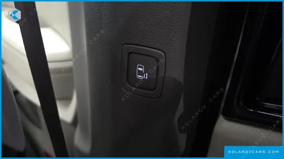 KIA CARNIVAL HEV 9SEATER SIGNATURE