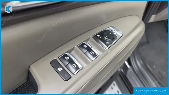 KIA CARNIVAL HEV 9SEATER NOBLESS