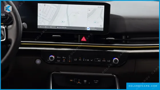 KIA CARNIVAL GASOLINE 9-SEATER SIGNATURE