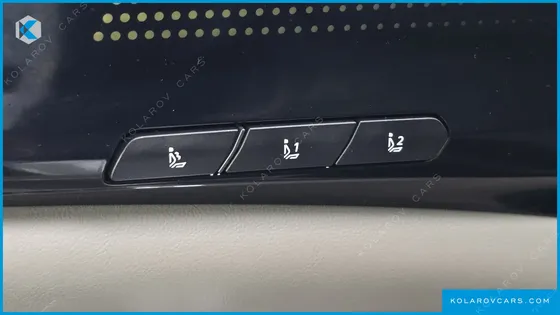 KIA CARNIVAL GASOLINE 9-SEATER SIGNATURE
