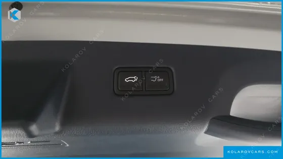 KIA CARNIVAL HEV 7-SEATER X LINE