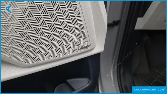KIA CARNIVAL HEV 7-SEATER X LINE