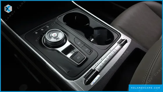 KIA CARNIVAL DIESEL 9-SEATER PRESTIGE