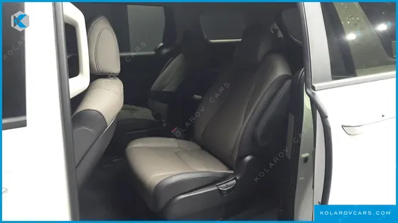 KIA CARNIVAL DIESEL 9-SEATER PRESTIGE