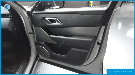 LAND ROVER RANGE ROVER VELAR 2.0 P250 R-DYNAMIC SE