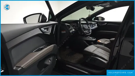 AUDI Q4 E-TRON 40 PREMIUM