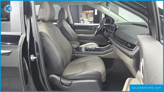 KIA CARNIVAL DIESEL 9-SEATER PRESTIGE