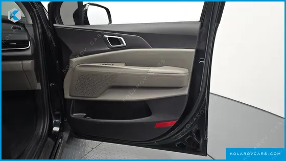 KIA CARNIVAL DIESEL 9-SEATER PRESTIGE