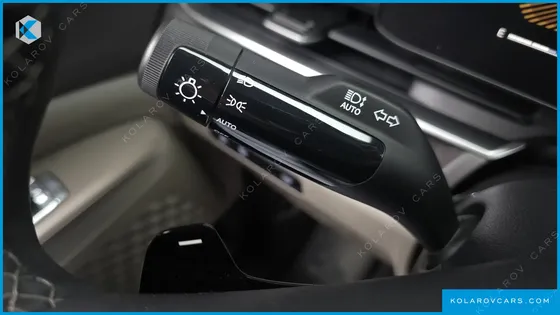KIA CARNIVAL DIESEL 9-SEATER PRESTIGE