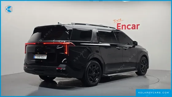 KIA CARNIVAL GASOLINE 9-SEATER GRAVITY