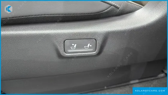 KIA CARNIVAL GASOLINE 9-SEATER GRAVITY