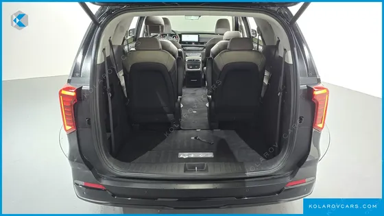 KIA CARNIVAL GASOLINE 9-SEATER GRAVITY