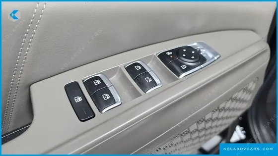 KIA CARNIVAL GASOLINE 9-SEATER GRAVITY