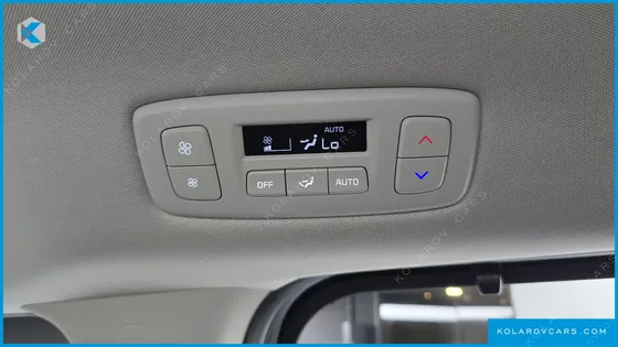KIA CARNIVAL GASOLINE 9-SEATER GRAVITY
