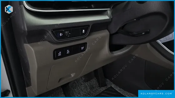 KIA CARNIVAL DIESEL 9-SEATER PRESTIGE