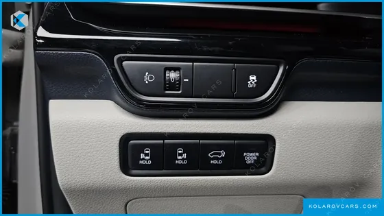 KIA CARNIVAL HEV 9SEATER GRAVITY
