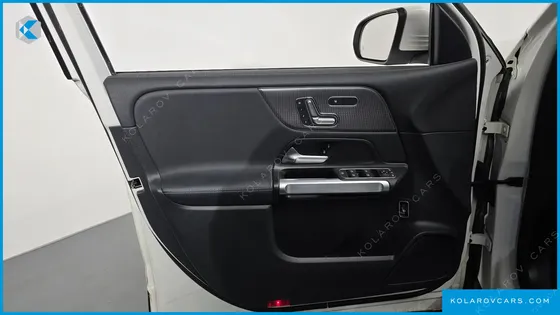 MERCEDES EQB EQB300 4MATIC AMG LINE