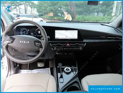 KIA NIRO SIGNATURE