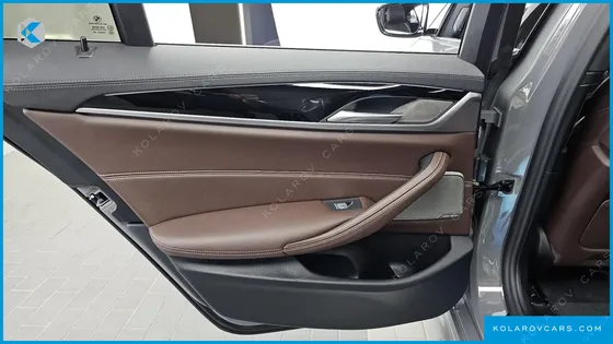 BMW 5 SERIES 530E M SPORT