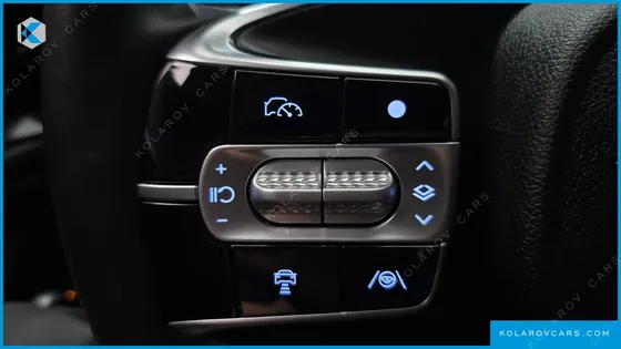 GENESIS G90 GASOLINE 3.5 TURBO AWD