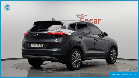 HYUNDAI TUCSON DIESEL 2.0 2WD
