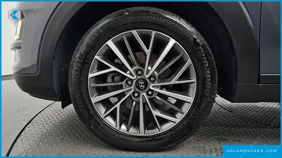 HYUNDAI TUCSON DIESEL 2.0 2WD