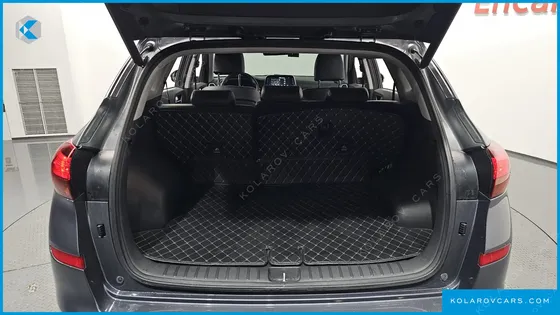 HYUNDAI TUCSON DIESEL 2.0 2WD