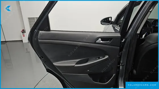 HYUNDAI TUCSON DIESEL 2.0 2WD