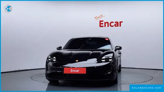 PORSCHE TAYCAN BASE