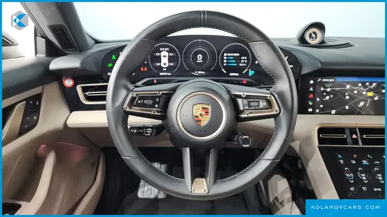 PORSCHE TAYCAN BASE