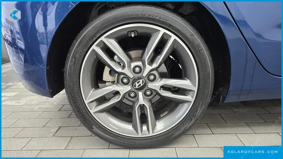 HYUNDAI I30 2.0 D SPEC