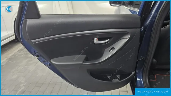 HYUNDAI I30 2.0 D SPEC