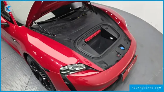 PORSCHE TAYCAN BASE