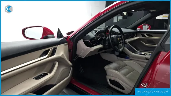 PORSCHE TAYCAN BASE