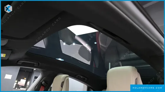 PORSCHE TAYCAN BASE