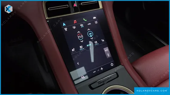 PORSCHE TAYCAN BASE
