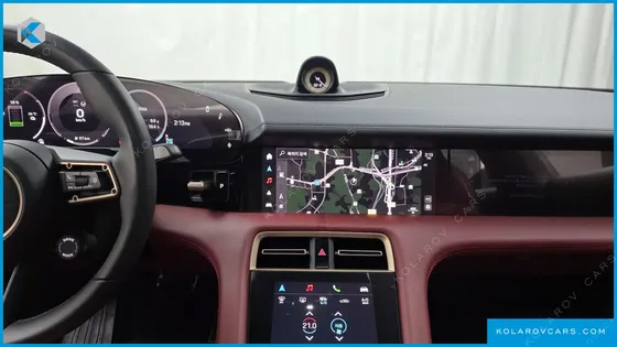 PORSCHE TAYCAN BASE
