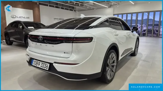 TOYOTA CROWN 2.5 4WD HYBRID