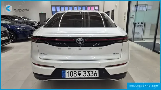 TOYOTA CROWN 2.5 4WD HYBRID