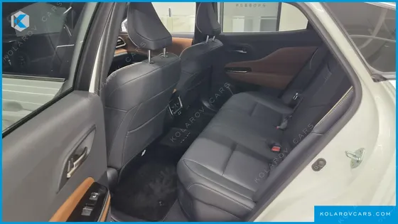TOYOTA CROWN 2.5 4WD HYBRID