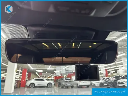 TOYOTA CROWN 2.5 4WD HYBRID