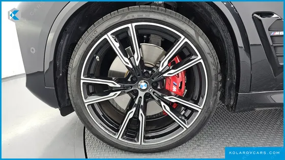 BMW X5 M60I