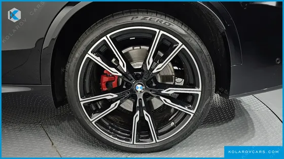 BMW X5 M60I